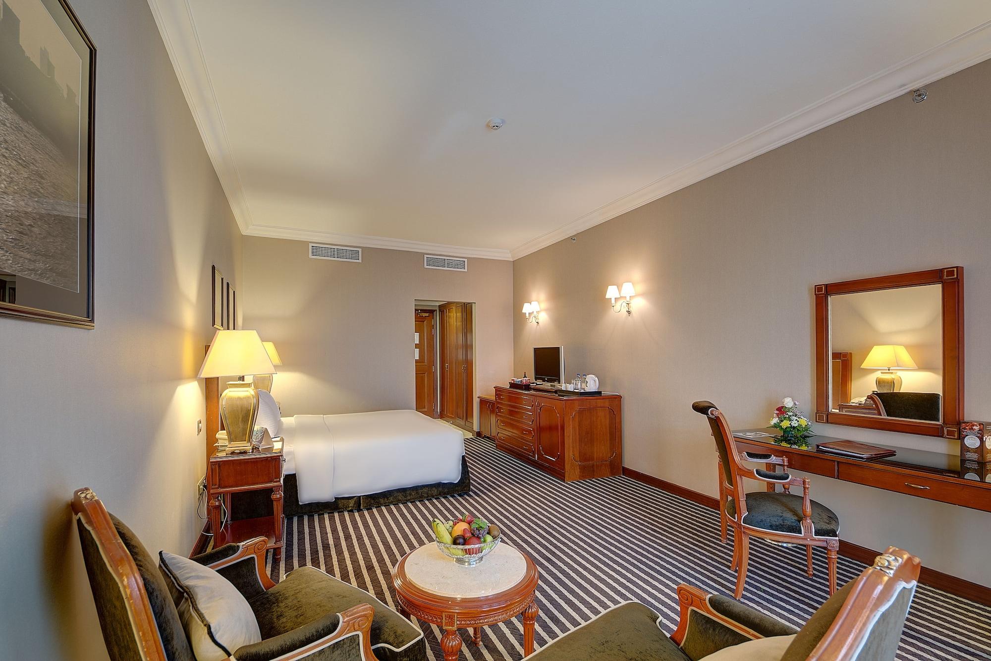 Royal Ascot Hotel Dubai Exterior photo