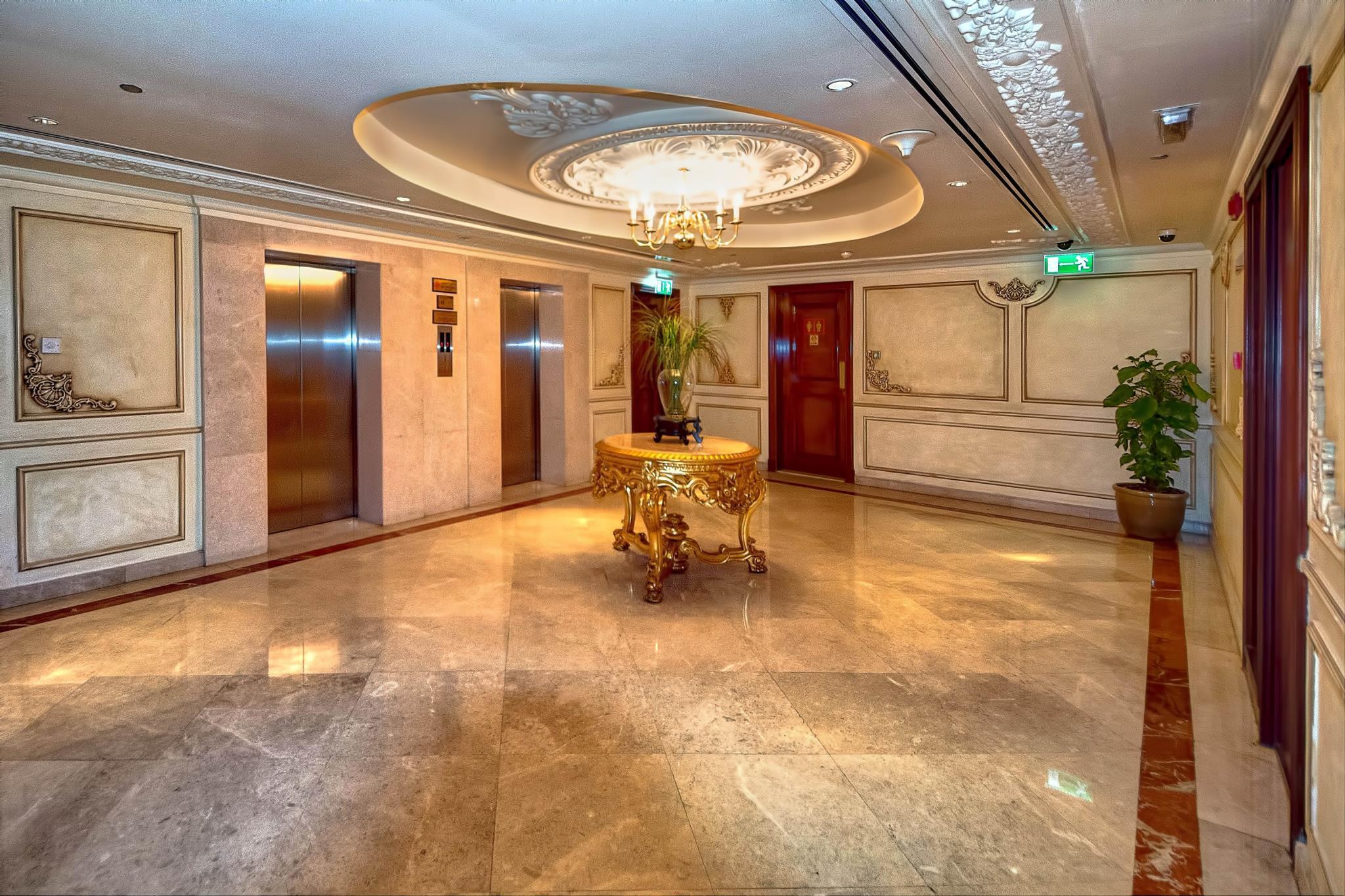 Royal Ascot Hotel Dubai Exterior photo